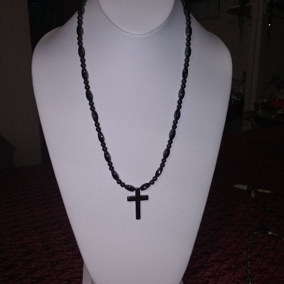 Handcrafted magnetic necklace - Picture 1 of 1